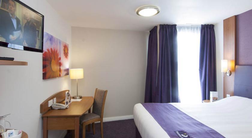 Premier Inn Chichester Kamer foto